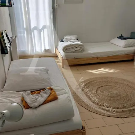 Apartment T3 Moderne, Vue Et Parking *