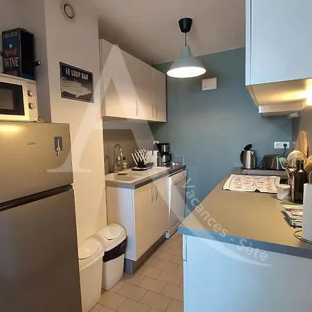 Apartment T3 Moderne, Vue Et Parking *
